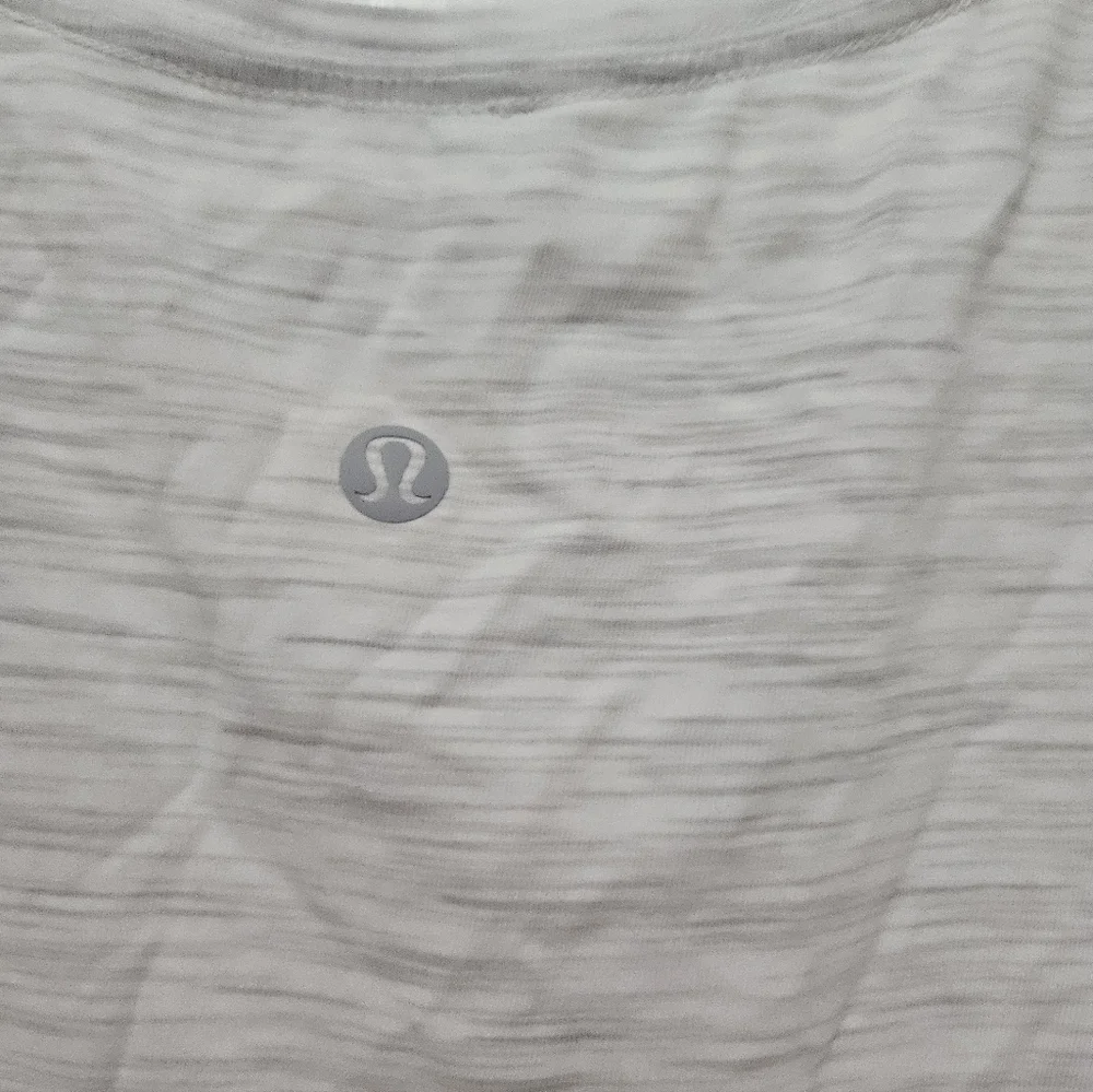 Lululemon Love Crew